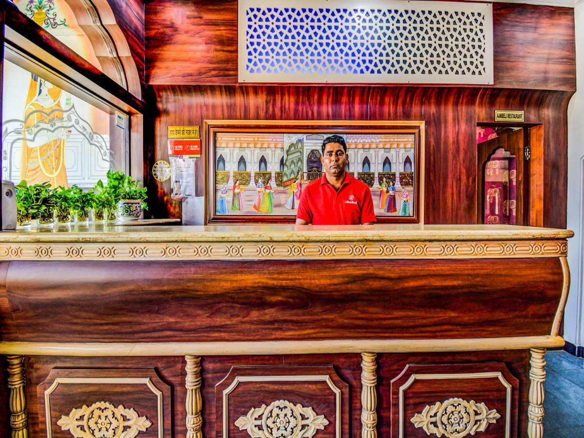 Oyo 22400 Hotel Lichana Haveli Džajpur Exteriér fotografie
